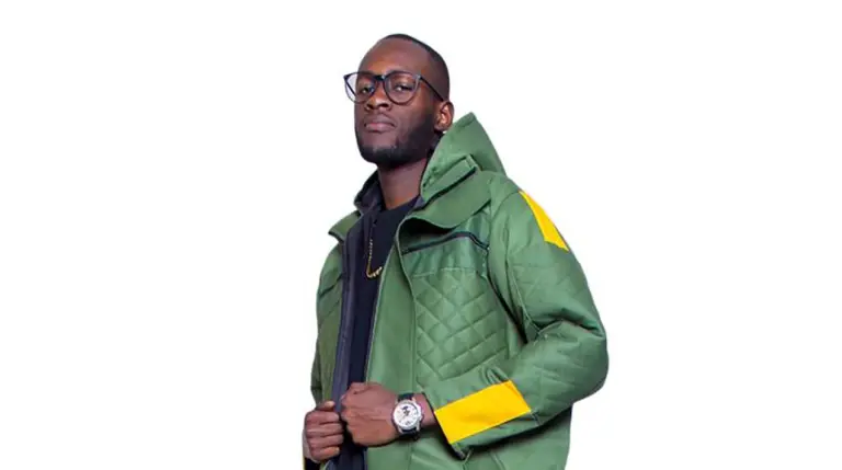 The National Arts Council of Zimbabwe (NACZ) has announced Derwin E. Guti wins NAMA trophy design competition.