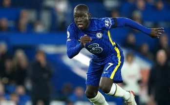 N’Golo Kante rejects new Chelsea deal as two Premier League clubs ramp up interest. The Frenchman unhappy at the length of the deal on offer.