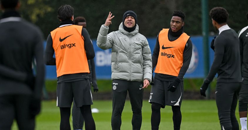 Chelsea receive fitness boost ahead of Crystal Palace trip 3 Chelsea will be without Dario Essugo for an extended period after the midfielder suffered an unfortunate training ground injury.