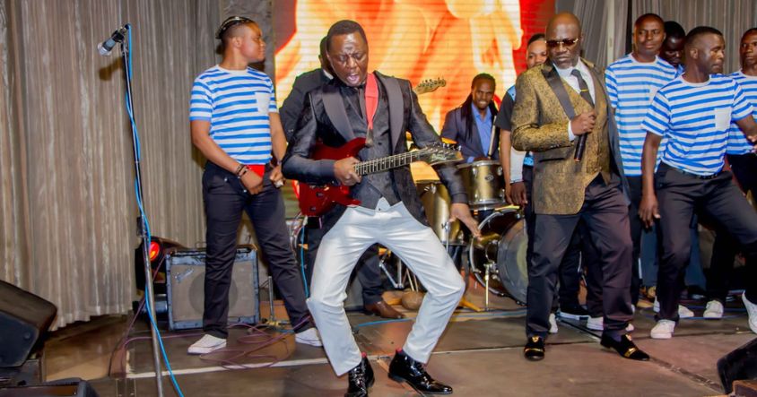 Alick Macheso 3 After years of refining his craft, Macheso decided to establish his own band, forming Orchestra Mberikwazvo in the late 1990s.