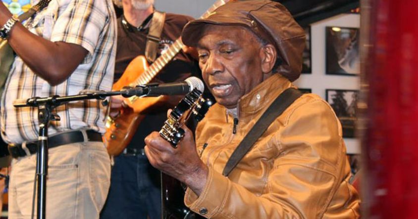 Thomas Mapfumo
