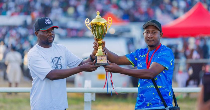 Selekta Base Blowout Festival revs up Zimbabwe’s motorsport season 3 Selekta Base with Tino Machakaire at the Selekta Base BlowOut Festival