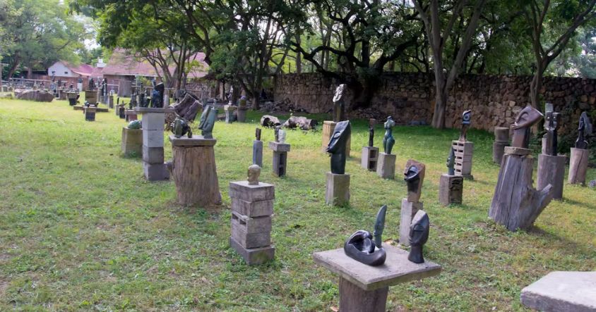 The History of Shona Sculpture: Zimbabwe's Global Art Form 7 Shona sculpture is inseparable from the stones it is made from, and Zimbabwe's geology is part of why the movement emerged here and nowhere else.