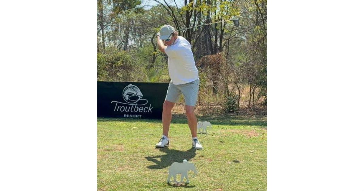  Sir Jim Ratcliffe playing golf in Zimbabwe 