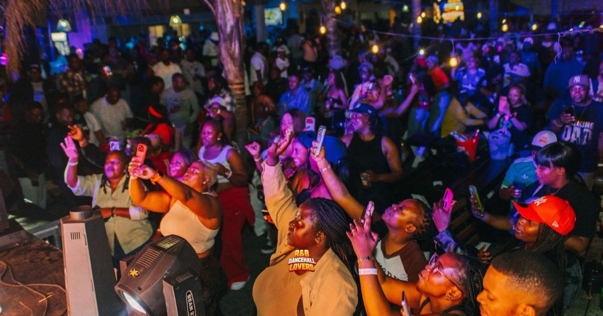 People enjoying music at the last edition 